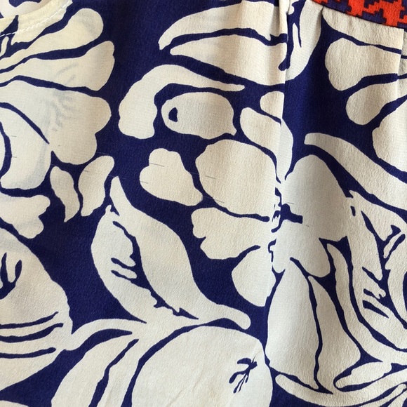 Silk Tank Top - Picture 3 of 6